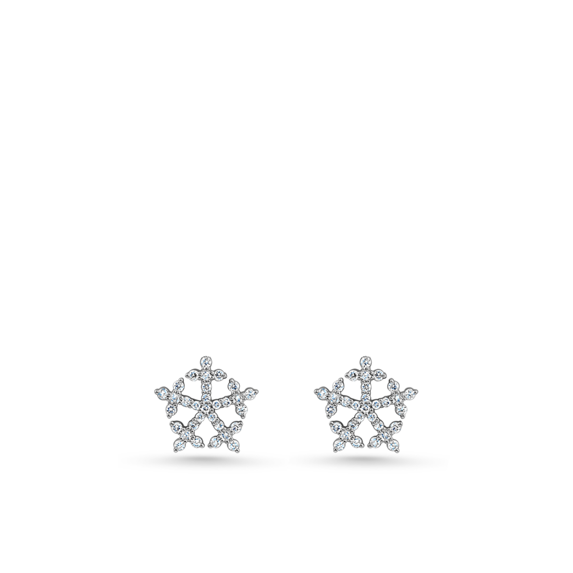 Oliver Heemeyer Snowflake diamond ear studs made of 18k white gold.